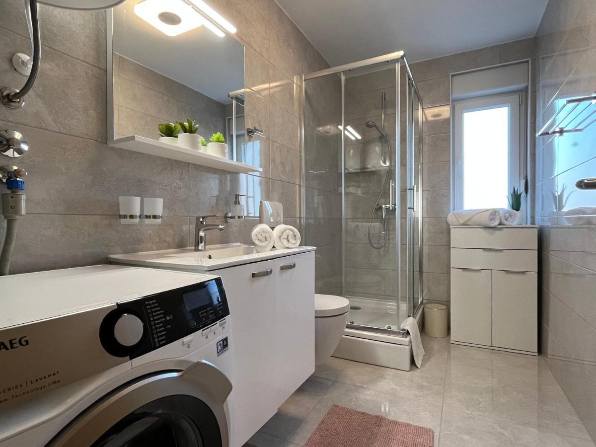 Apartman Yacht Медулин Екстер'єр фото