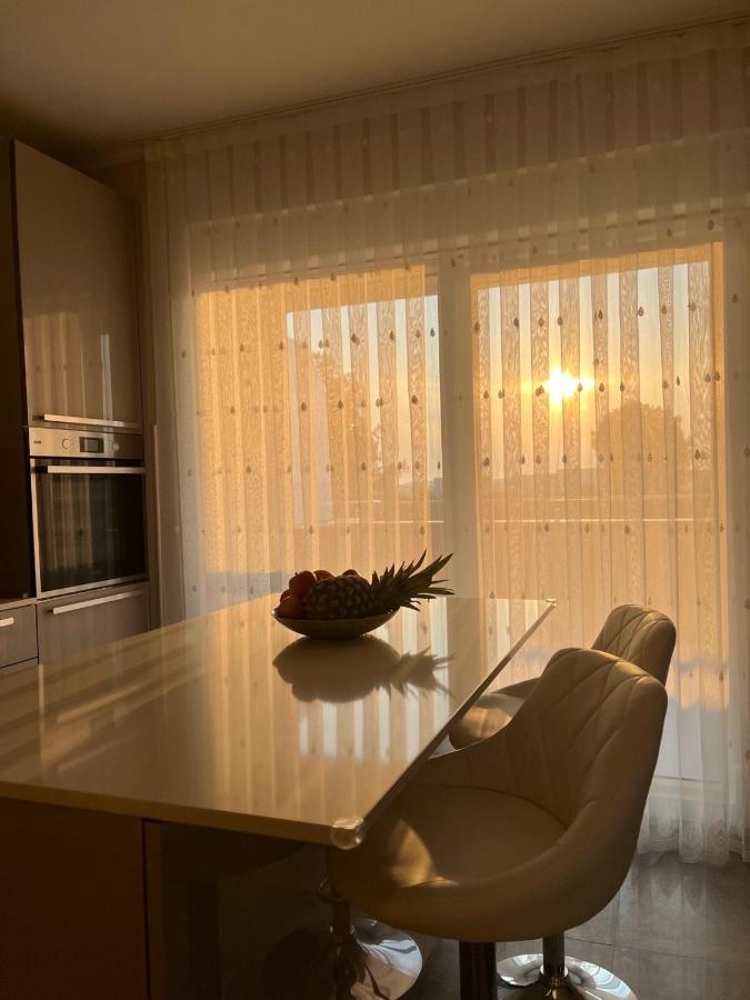 Apartman Yacht Медулин Екстер'єр фото